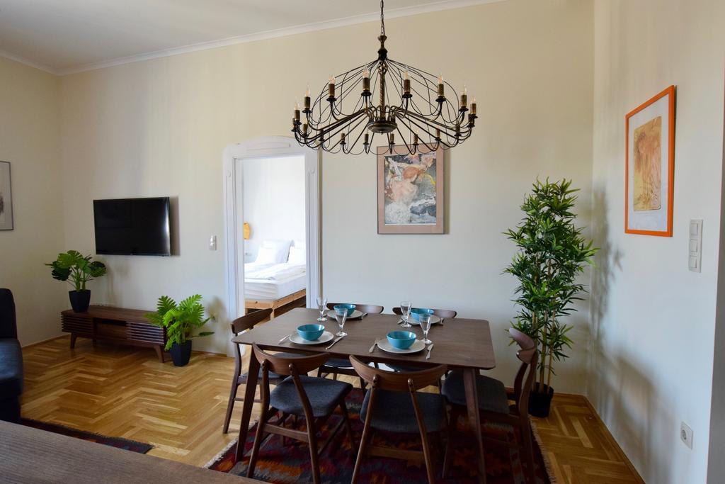 Luxury Apartment by Hi5 - Király street Suite Budapest Exterior foto